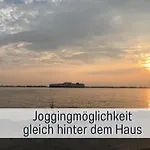 Elbe Boardinghouse * Kollmar