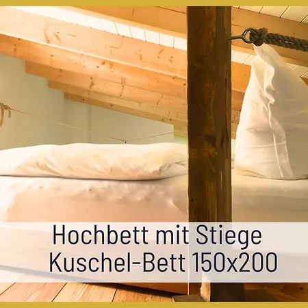 Am Deich 13 *